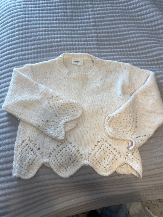 Jubylee Sweaters - Cozy Ivory Scalloped Hem Knit Sweater -
